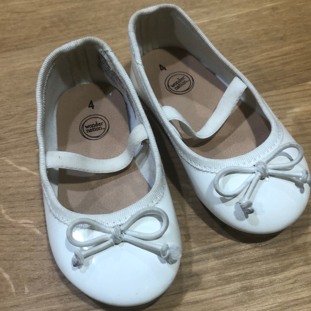 Dress shoes